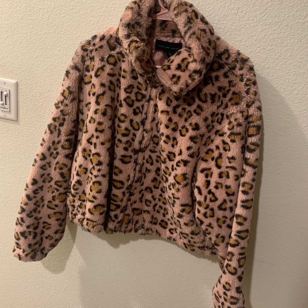 Pink furry coat 😍😍😍😍😍😍😍